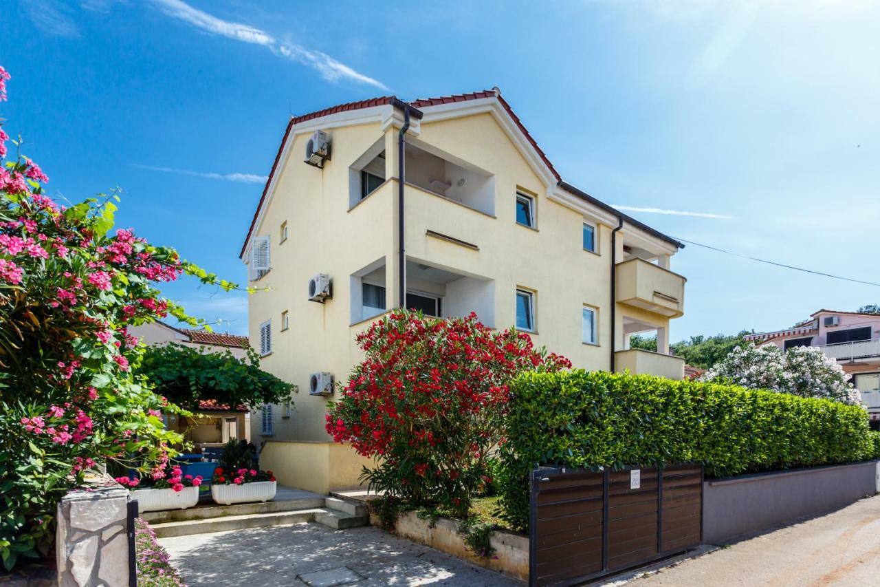 Villa Luka Malinska Buitenkant foto